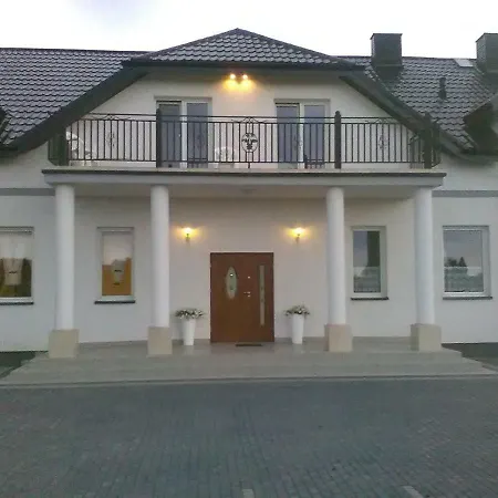 Lesny Dworek Homestay *