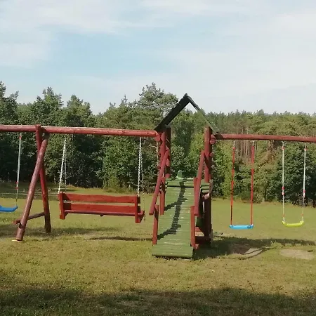 Lesny Dworek Homestay Niepoczolowice